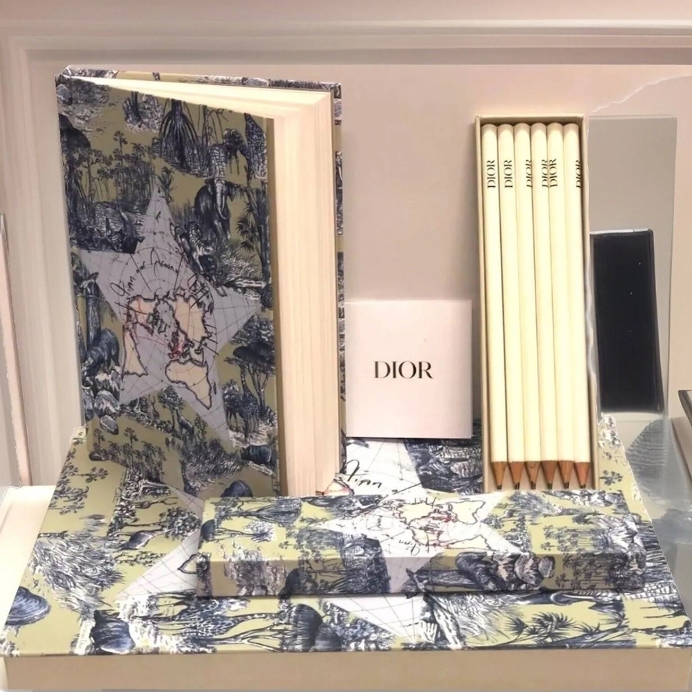 NWT Dior Stationery Set